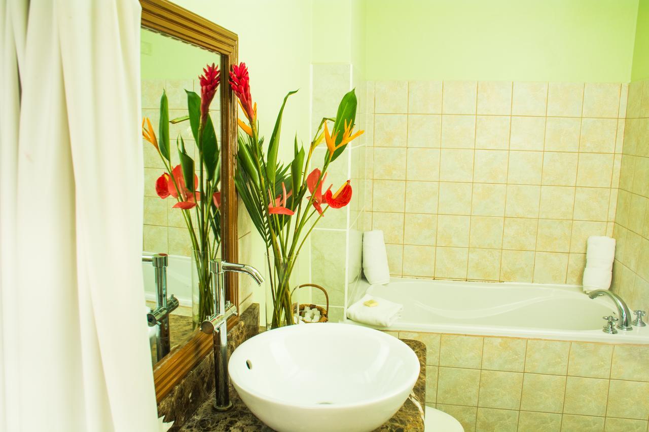 Heavenly Suites La Feuillet Zewnętrze zdjęcie